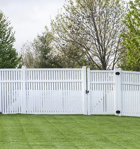Fence painting Melbourne